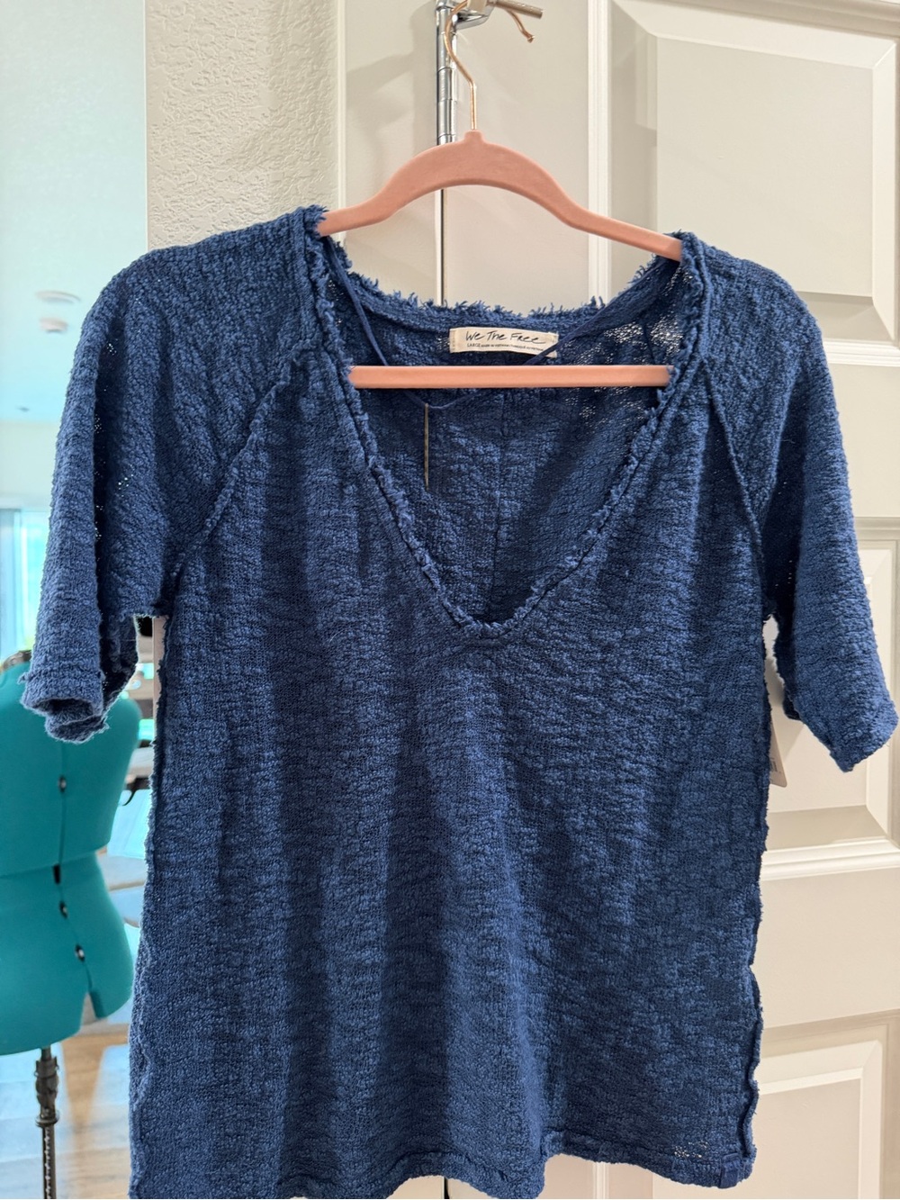 We The Free Navy Textured V-Neck Short-Sleeve top